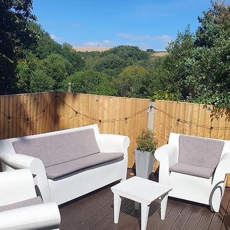 Bijou Coastal Apartment In Polperro With Hot Tub Onsite Parking Downhill Walk To Village Extérieur photo