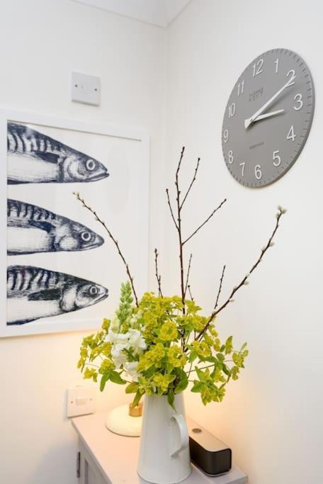 Bijou Coastal Apartment In Polperro With Hot Tub Onsite Parking Downhill Walk To Village Extérieur photo