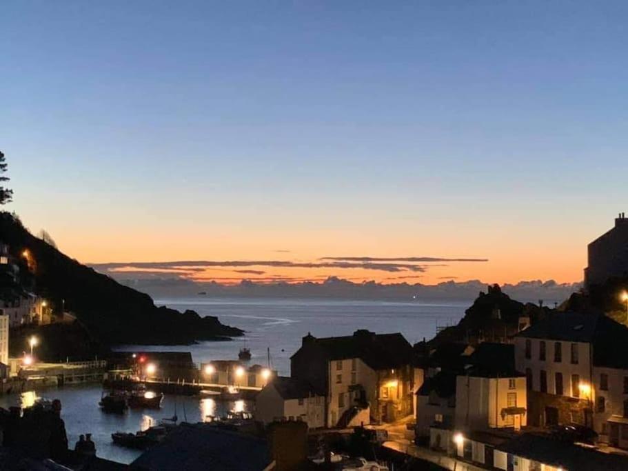 Bijou Coastal Apartment In Polperro With Hot Tub Onsite Parking Downhill Walk To Village Extérieur photo