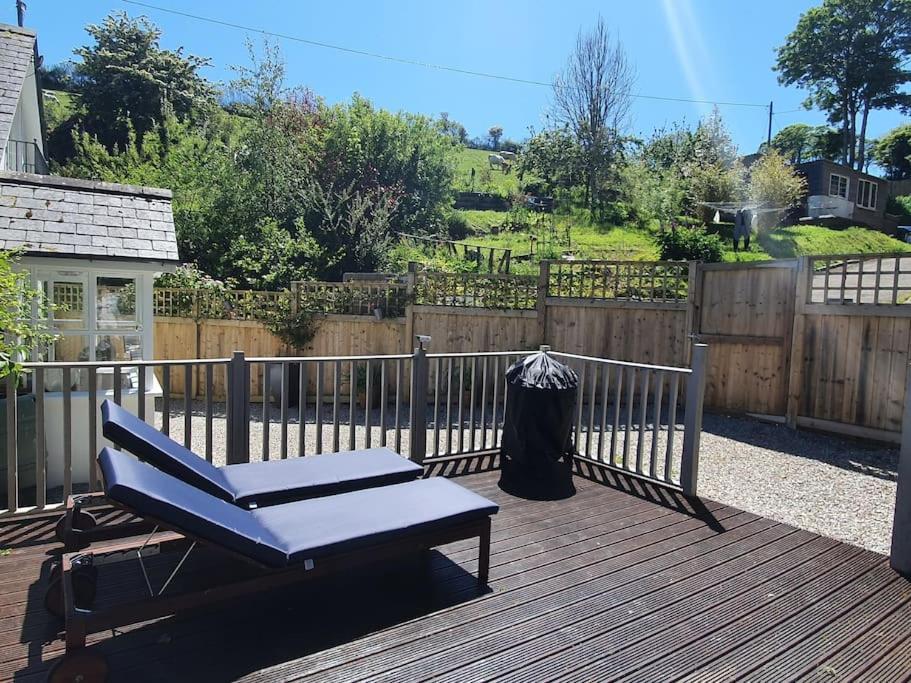 Bijou Coastal Apartment In Polperro With Hot Tub Onsite Parking Downhill Walk To Village Extérieur photo
